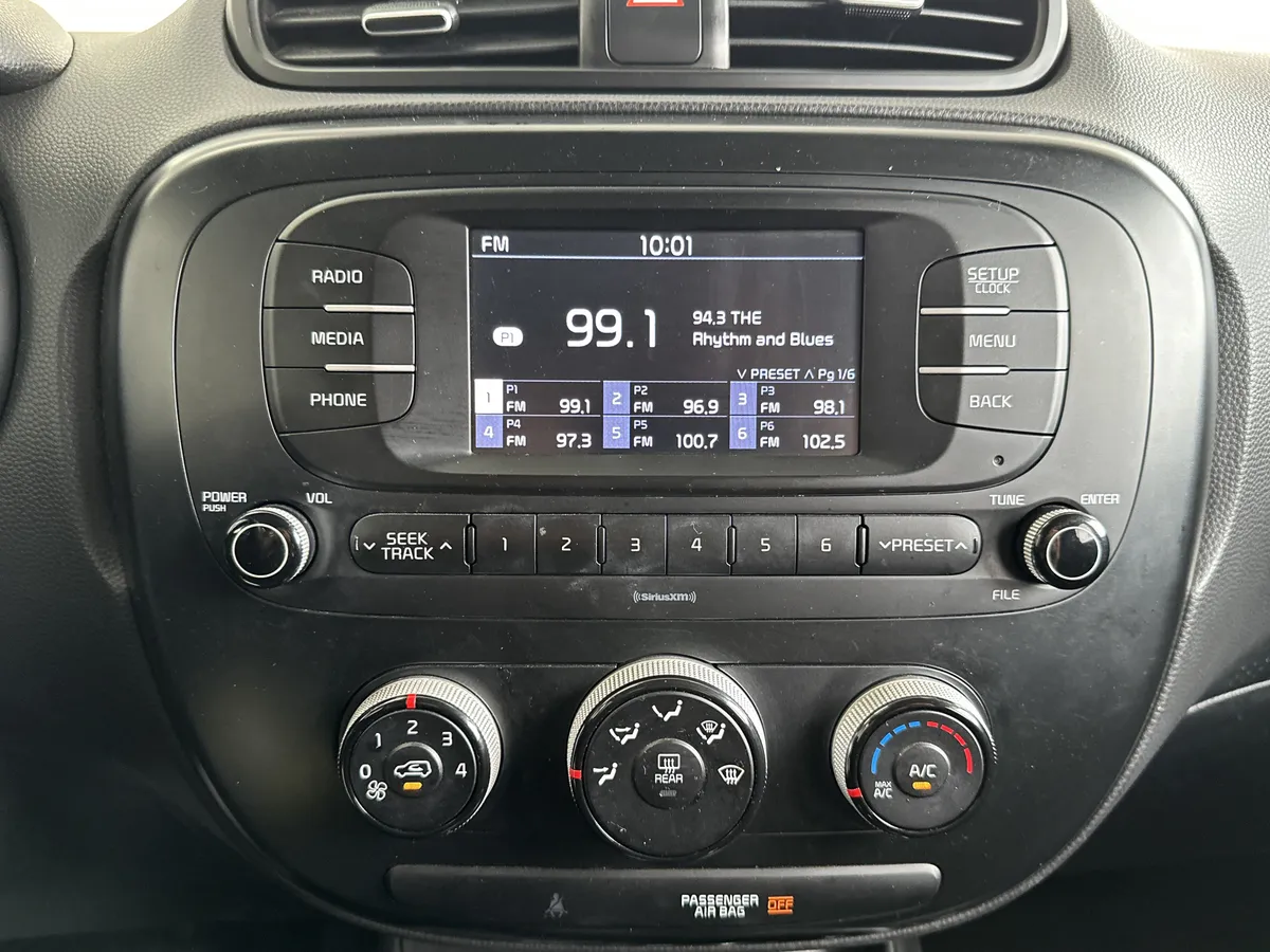 2018 Kia Soul thumbnail 21
