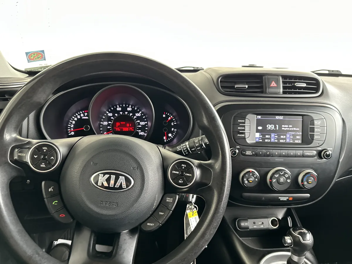 2018 Kia Soul thumbnail 24