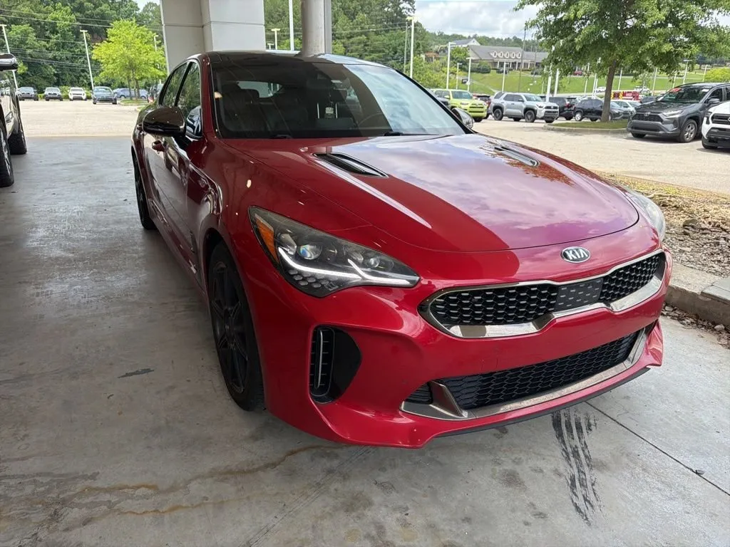 2018 Kia Stinger GT2 thumbnail 4