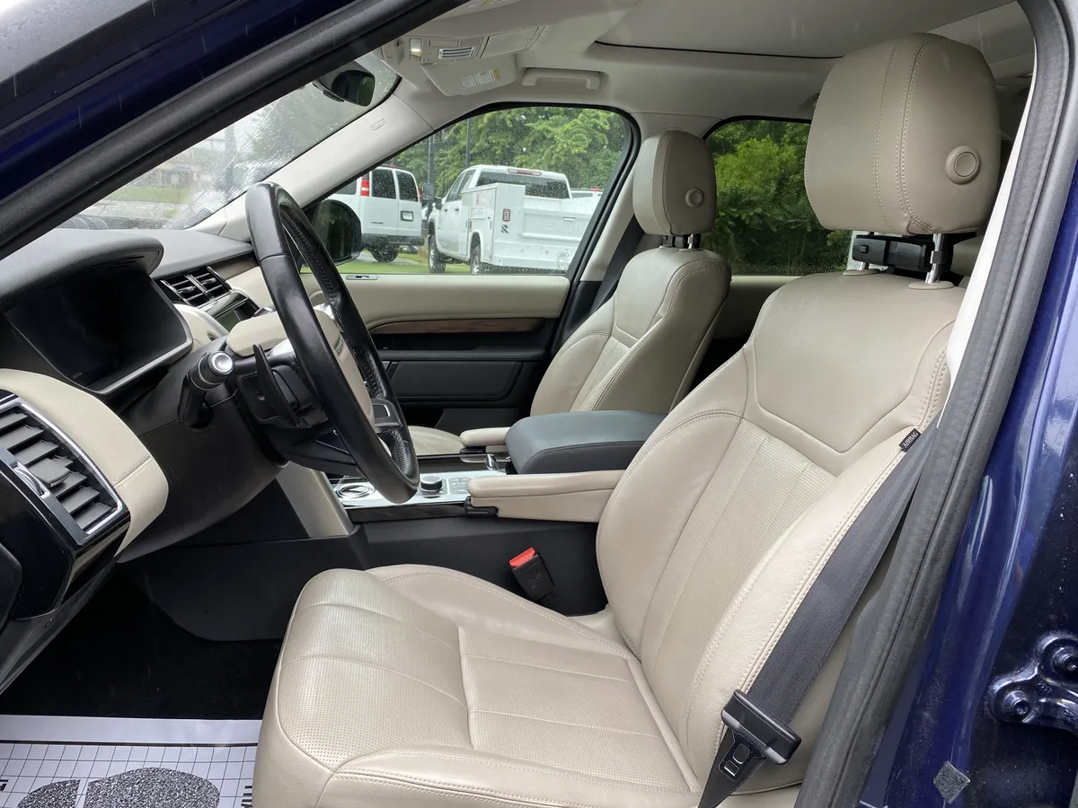 2018 Land Rover Discovery HSE thumbnail 13