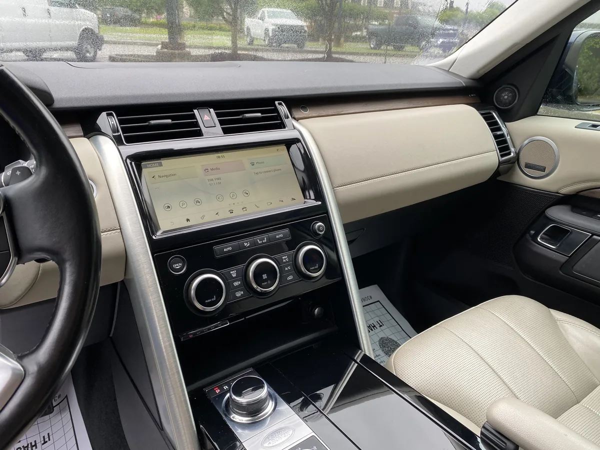 2018 Land Rover Discovery HSE thumbnail 20