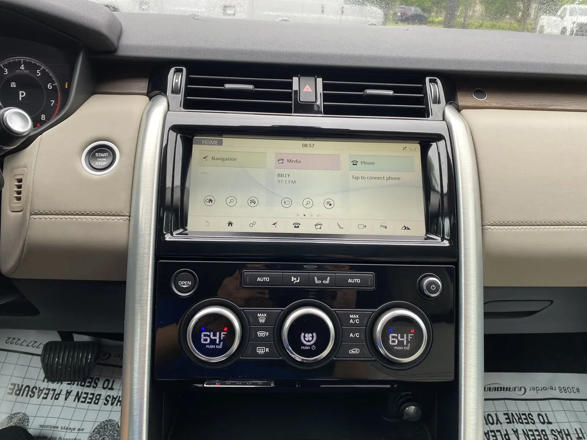 2018 Land Rover Discovery HSE thumbnail 21