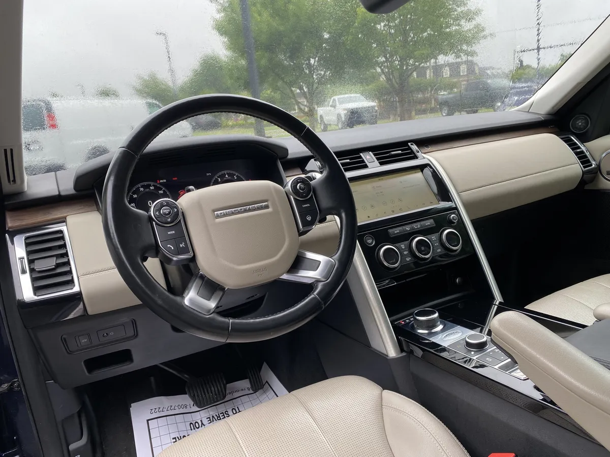 2018 Land Rover Discovery HSE thumbnail 30