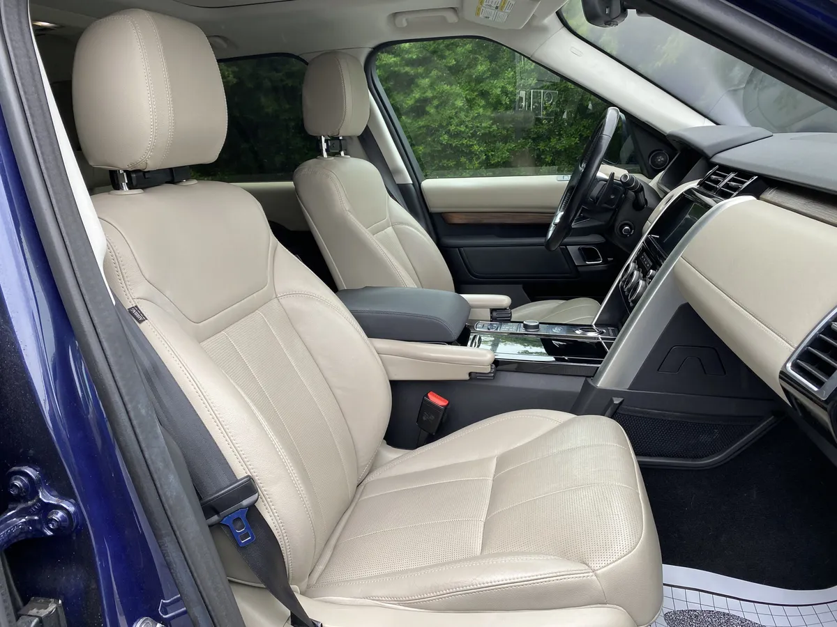 2018 Land Rover Discovery HSE thumbnail 31