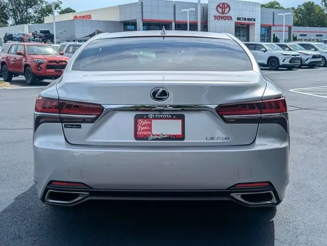 2018 Lexus LS 500 Base thumbnail 10