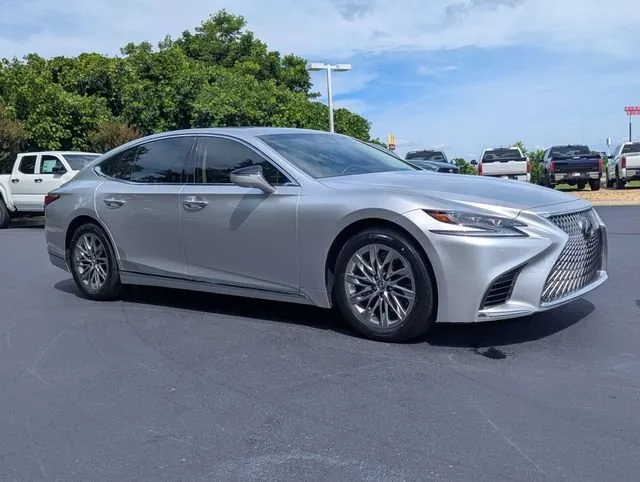 2018 Lexus LS 500 Base thumbnail 2