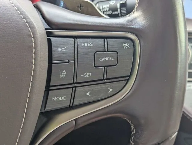 2018 Lexus LS 500 Base thumbnail 25