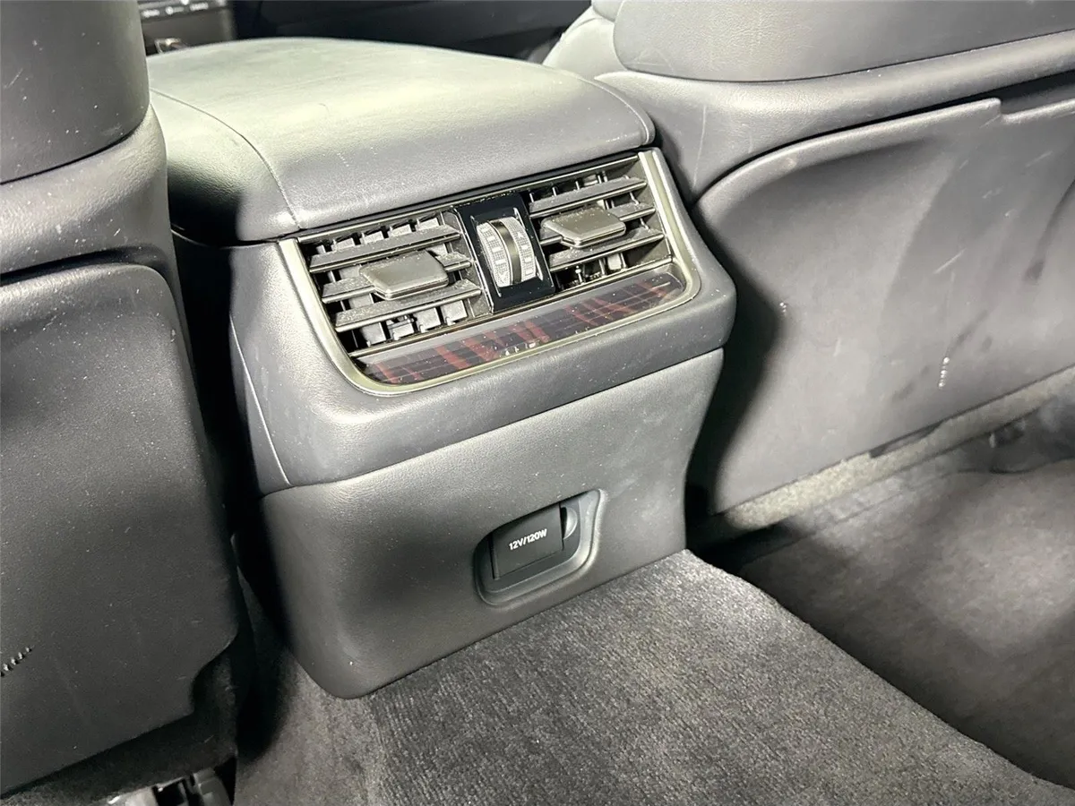 2018 Lexus LS 500 thumbnail 39