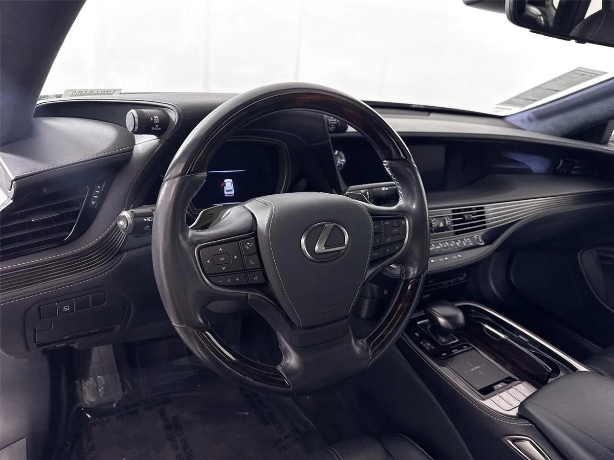 2018 Lexus LS 500 thumbnail 4