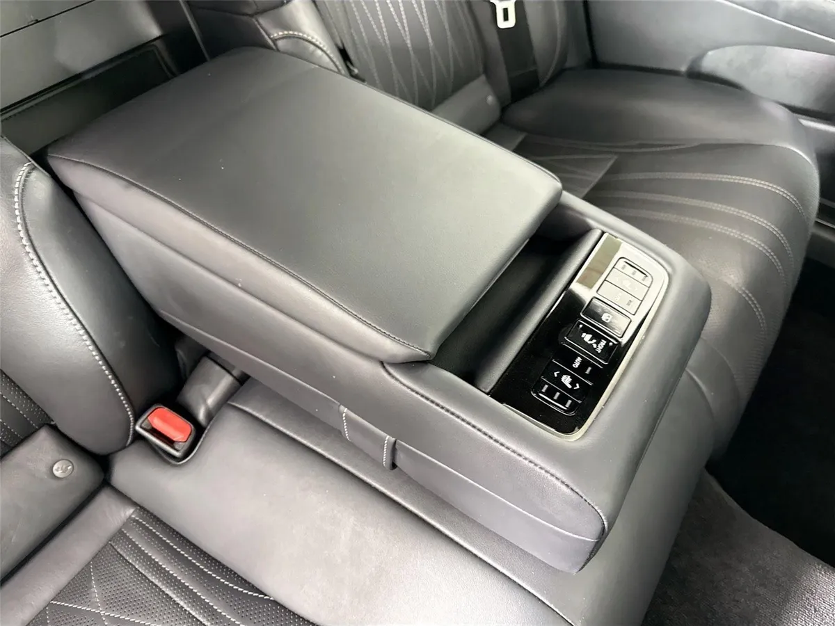 2018 Lexus LS 500 thumbnail 44