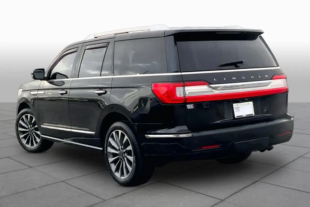 2018 Lincoln Navigator Select thumbnail 12