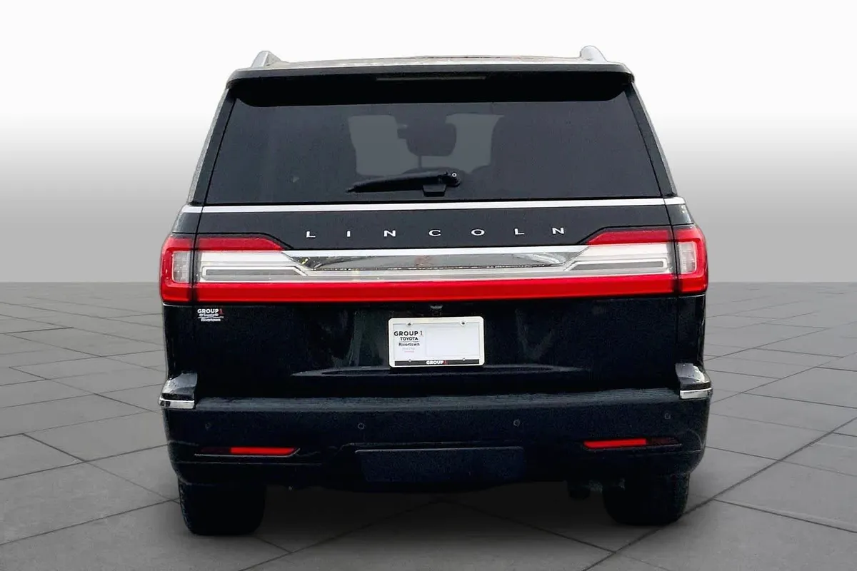 2018 Lincoln Navigator Select thumbnail 5