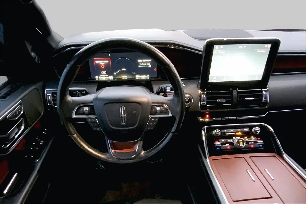 2018 Lincoln Navigator Select thumbnail 6