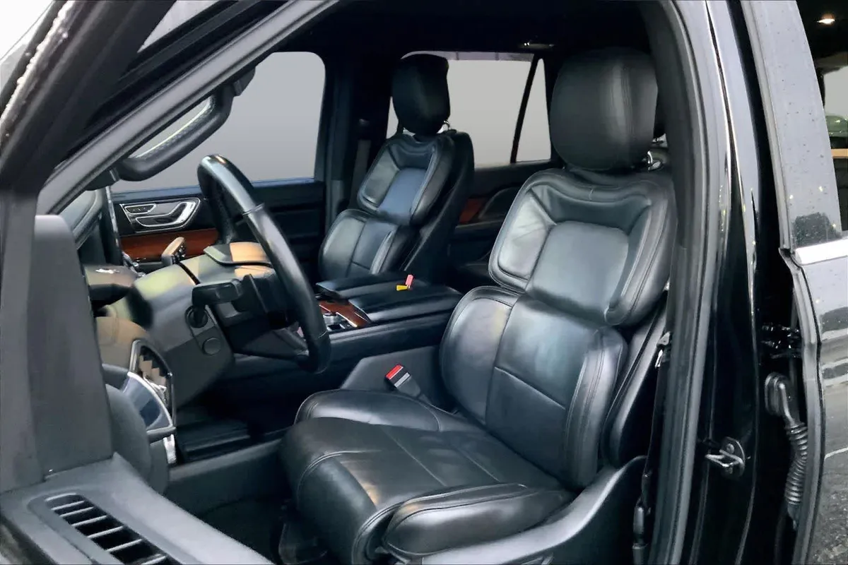 2018 Lincoln Navigator Select thumbnail 8