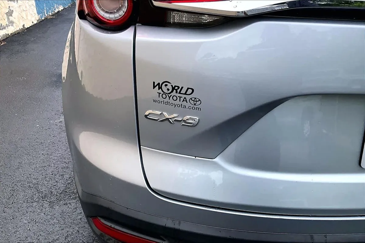 2018 Mazda CX-9 Touring thumbnail 10