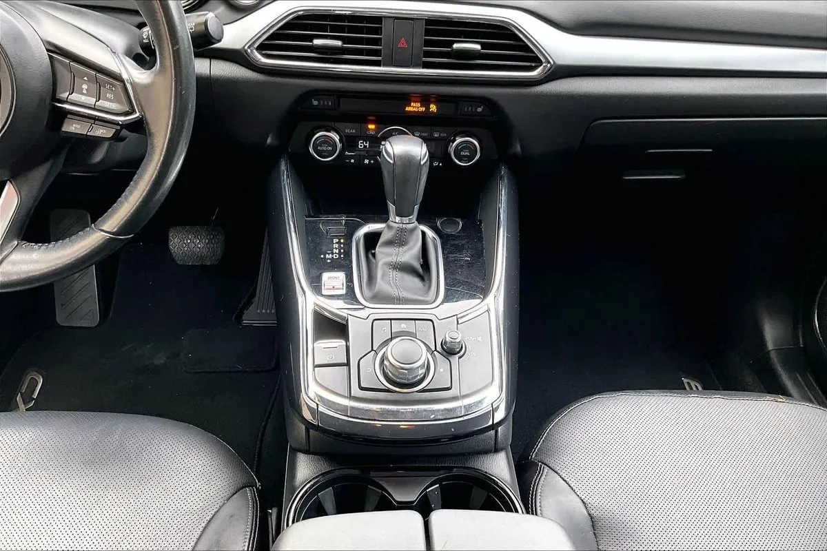 2018 Mazda CX-9 Touring thumbnail 17