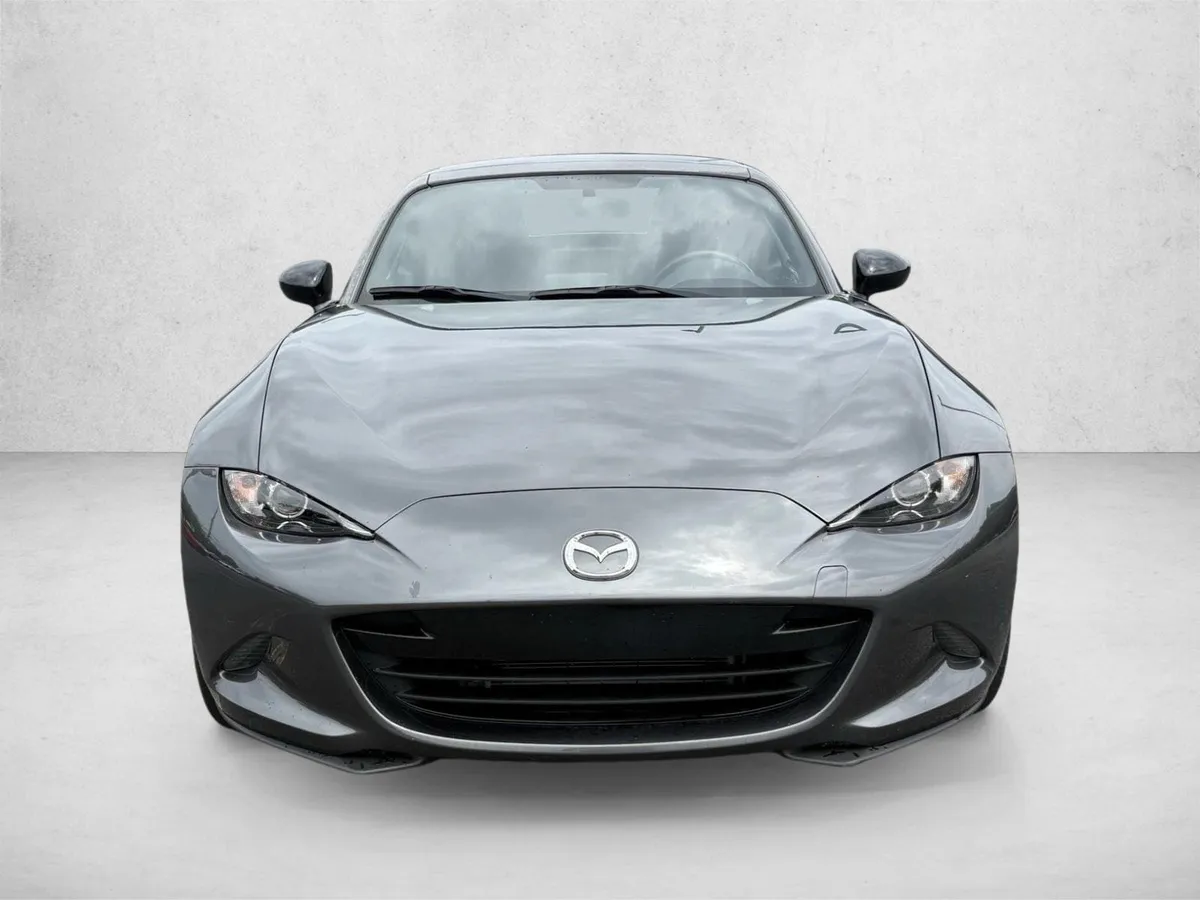 2018 Mazda Mazda MX-5 Miata RF Club thumbnail 2