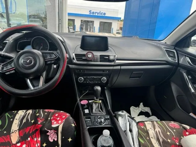 2018 Mazda Mazda3 Grand Touring thumbnail 13