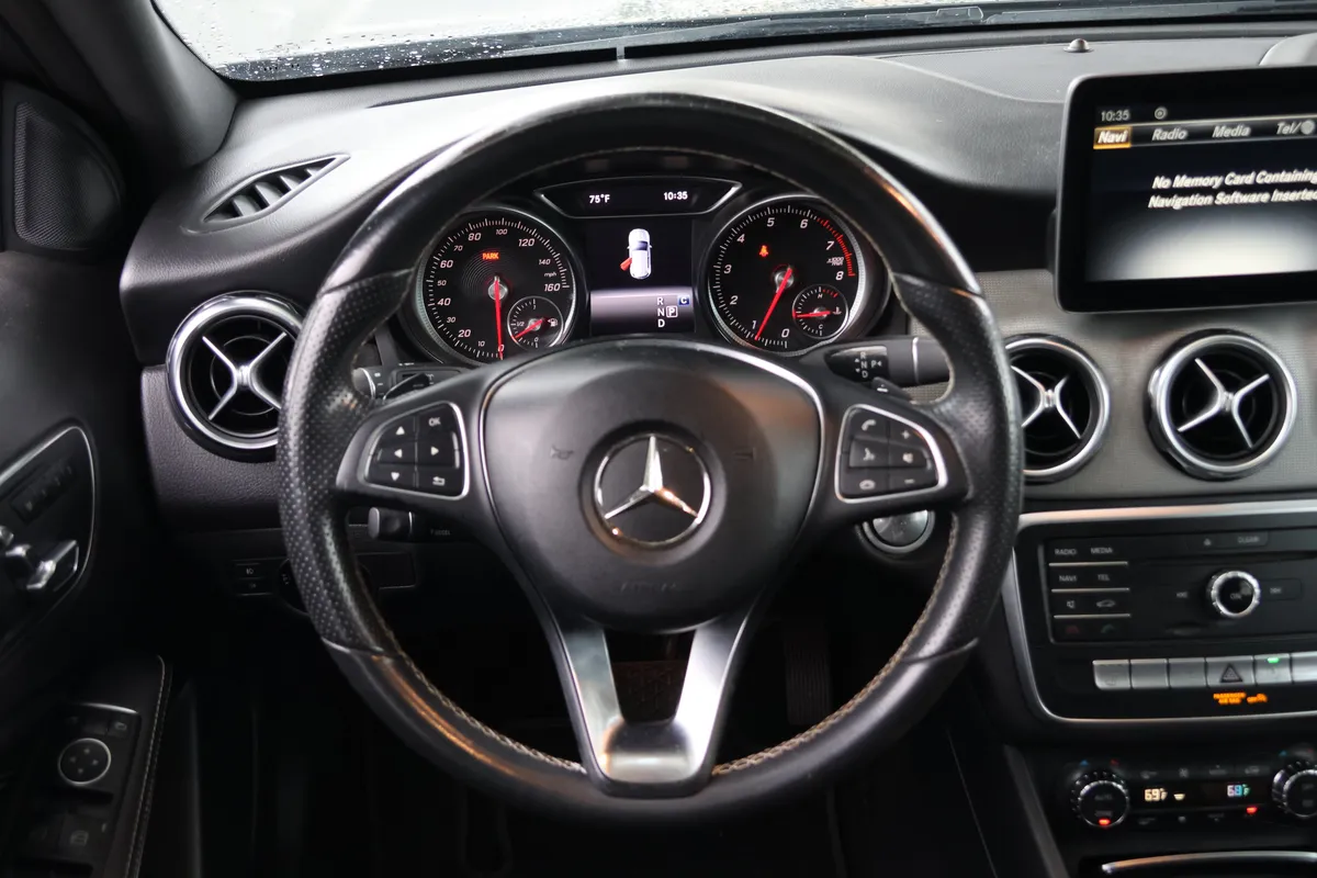 2018 Mercedes-Benz GLA 250 thumbnail 16