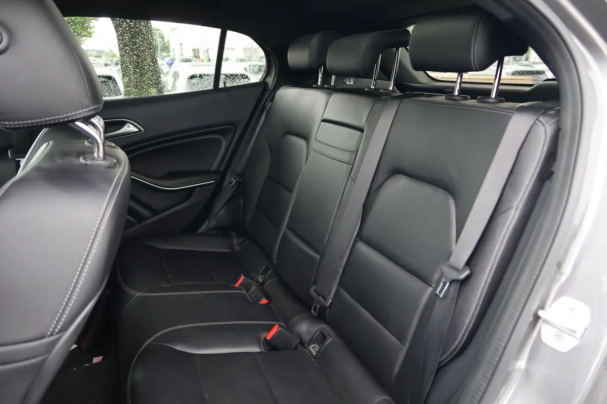 2018 Mercedes-Benz GLA 250 thumbnail 33