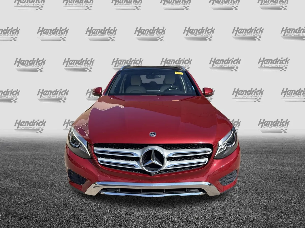 2018 Mercedes-Benz GLC 300 4MATIC® thumbnail 2