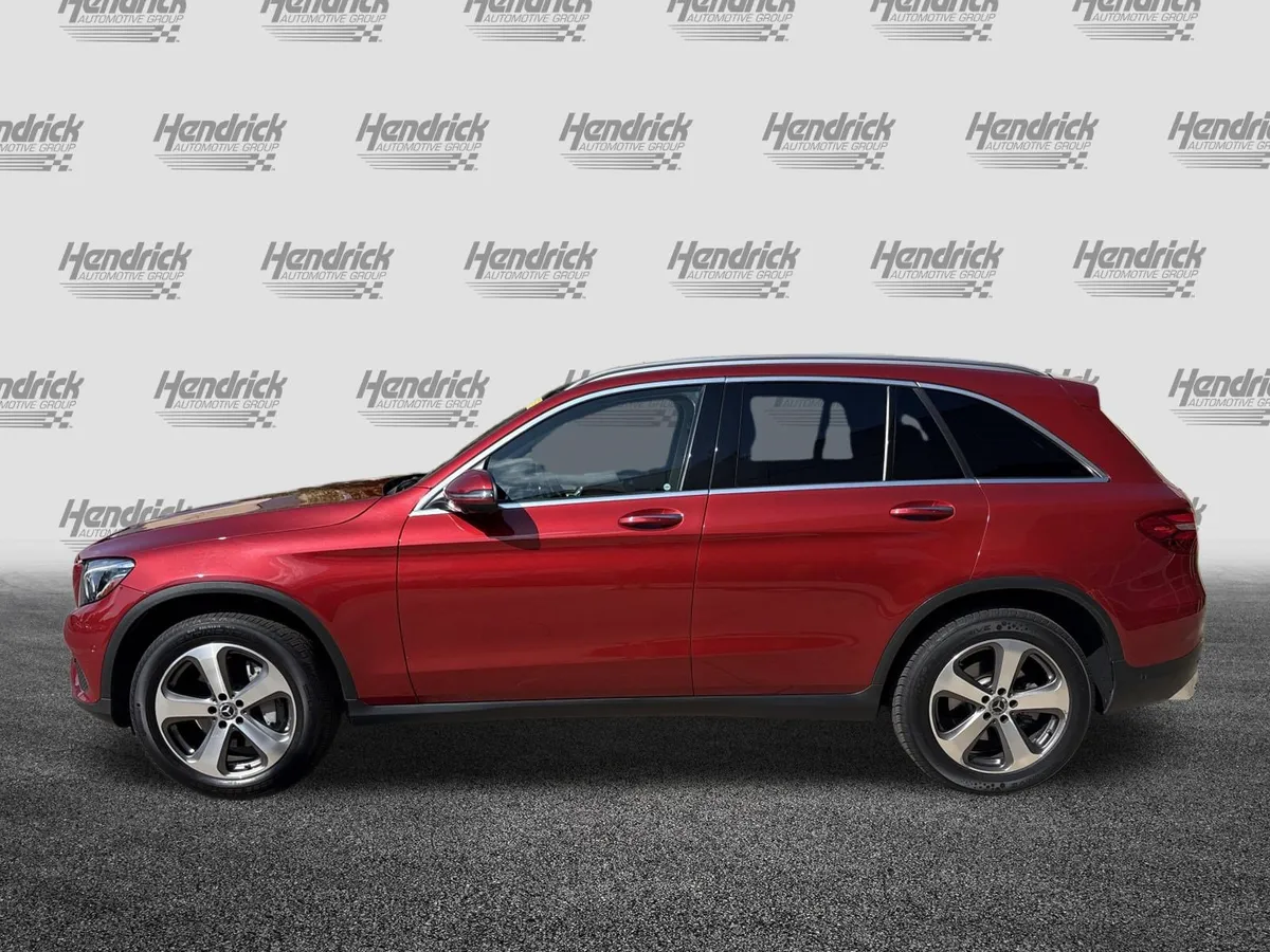 2018 Mercedes-Benz GLC 300 4MATIC® thumbnail 6