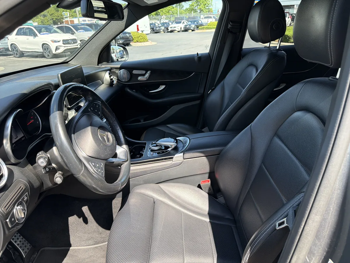 2018 Mercedes-Benz GLC 300 thumbnail 15