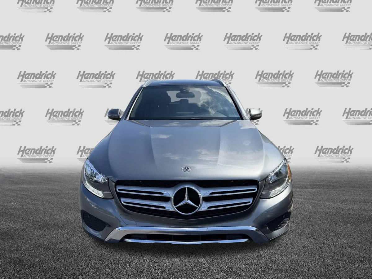 2018 Mercedes-Benz GLC 300 thumbnail 2