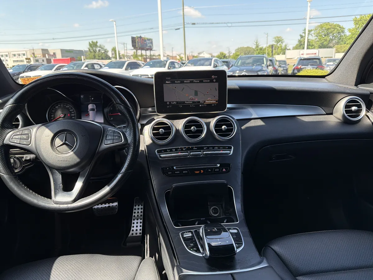 2018 Mercedes-Benz GLC 300 thumbnail 29