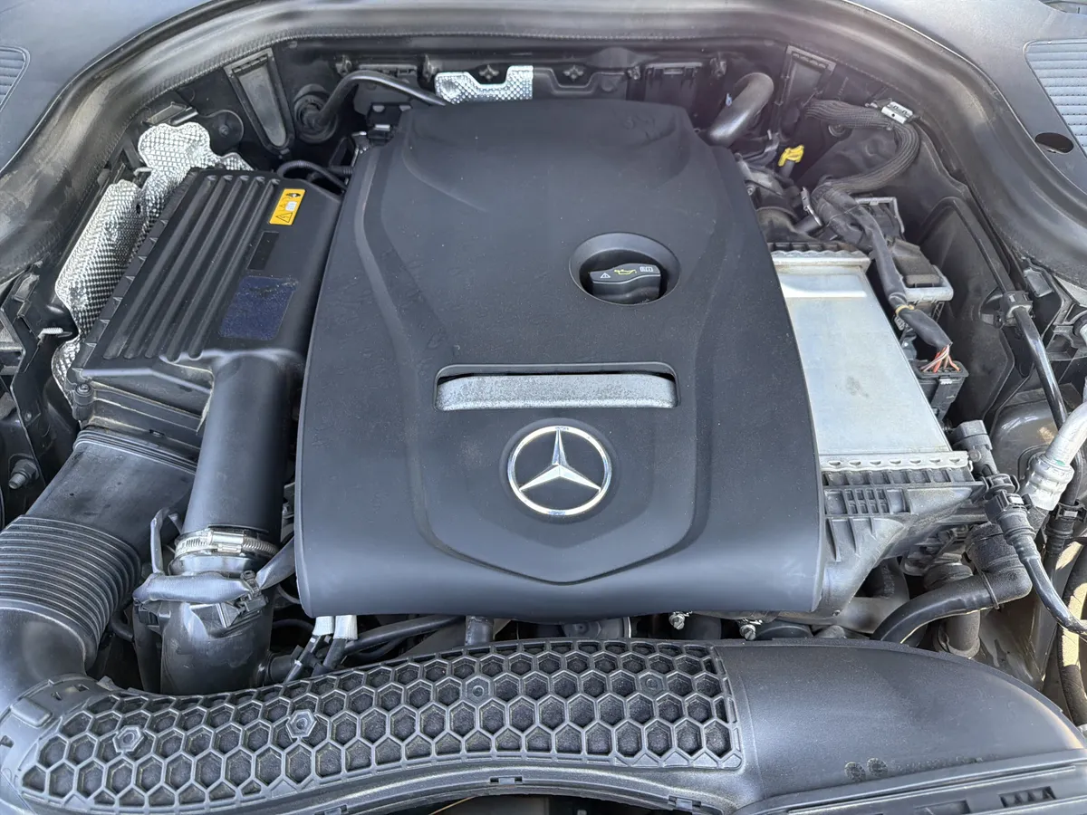 2018 Mercedes-Benz GLC 300 thumbnail 35