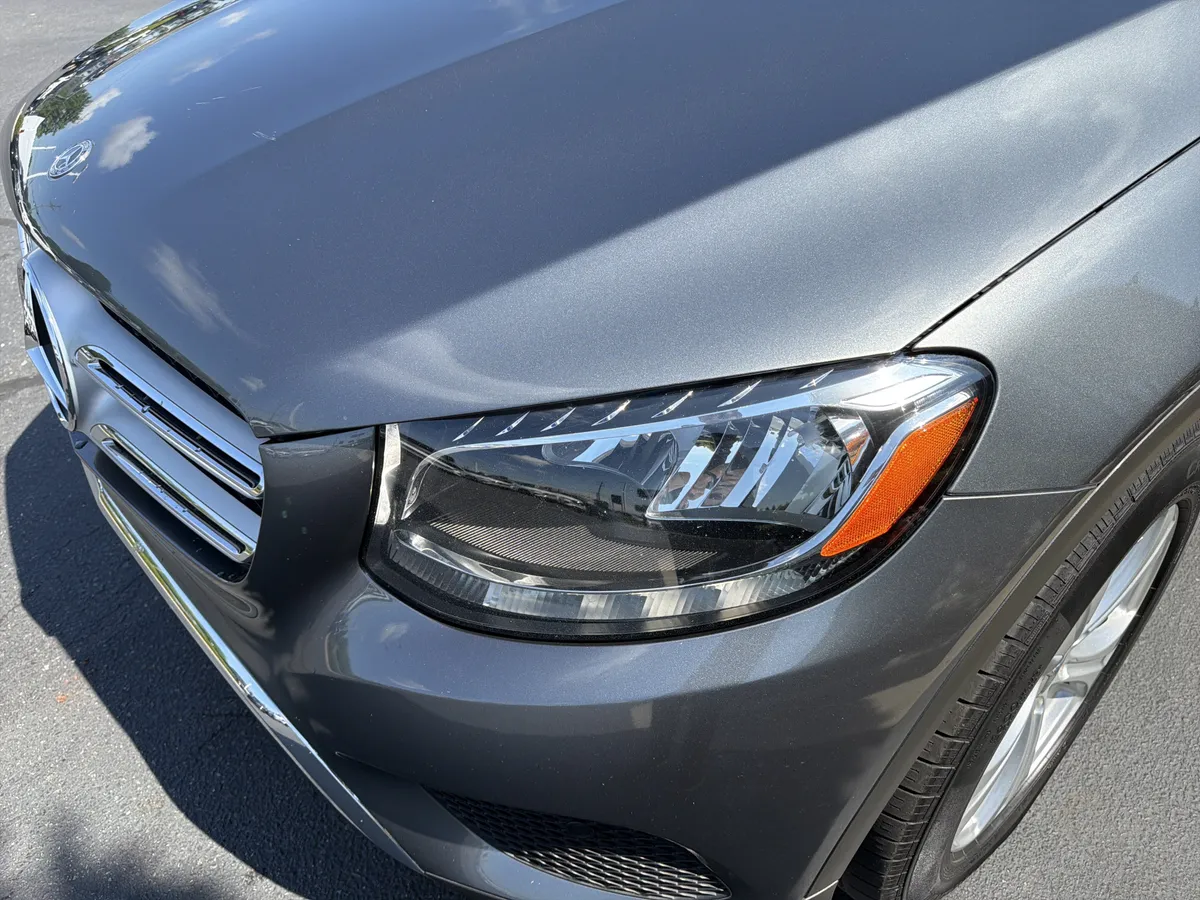 2018 Mercedes-Benz GLC 300 thumbnail 5