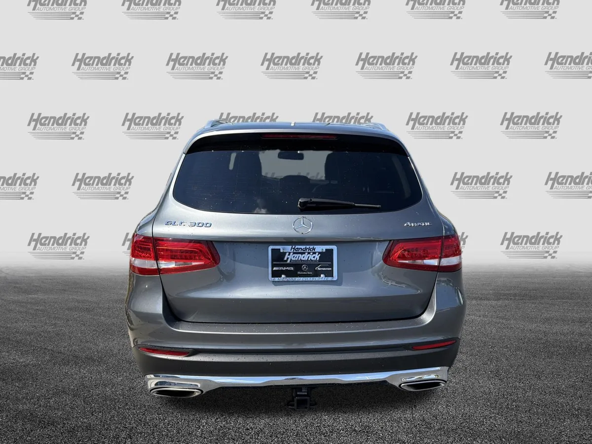 2018 Mercedes-Benz GLC 300 thumbnail 8