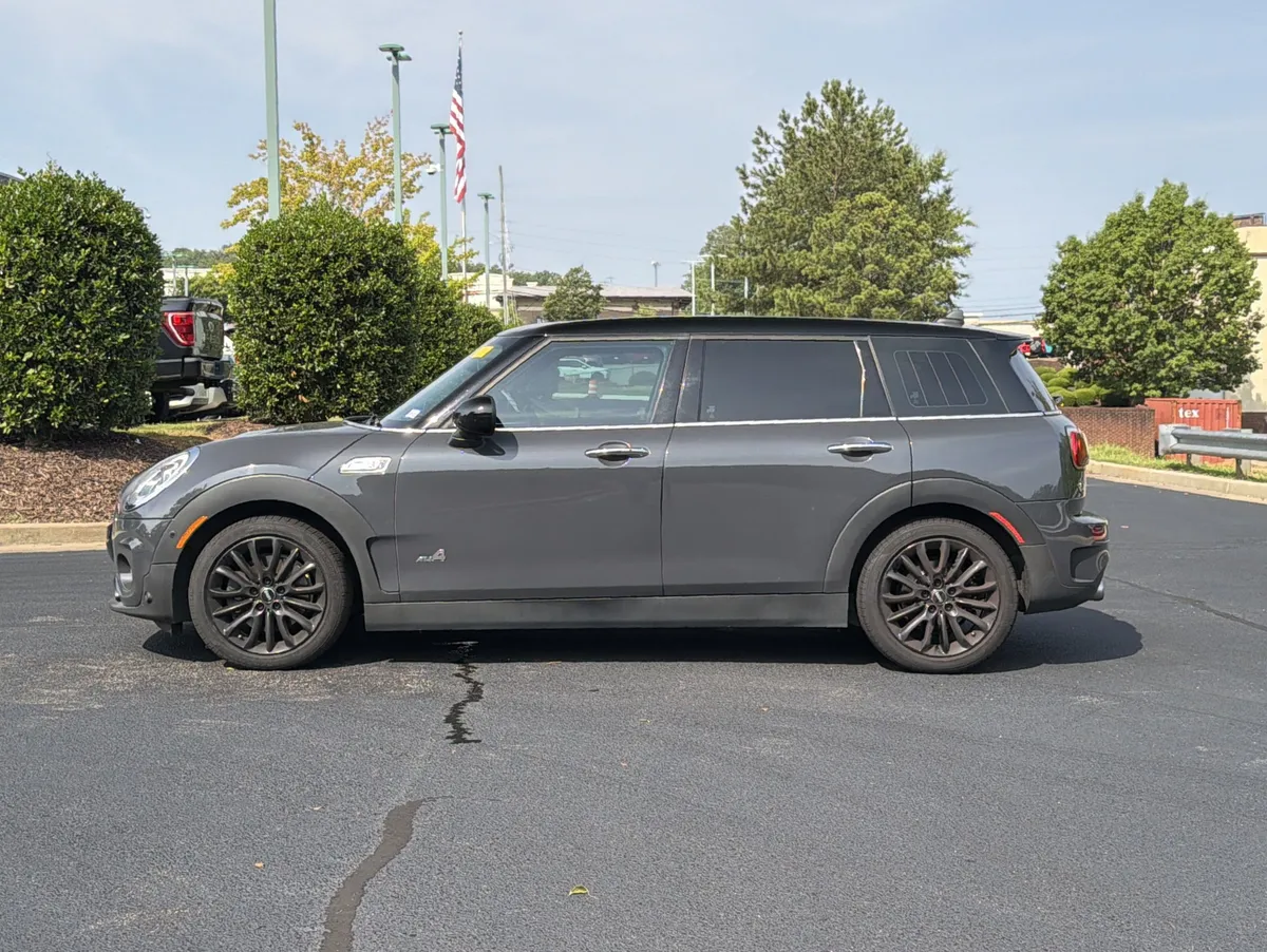 2018 MINI Clubman Cooper S thumbnail 11