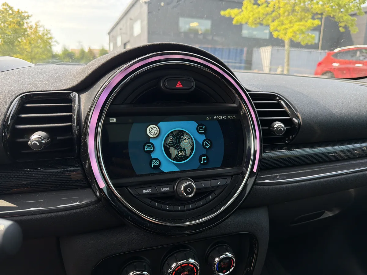 2018 MINI Clubman Cooper S thumbnail 19