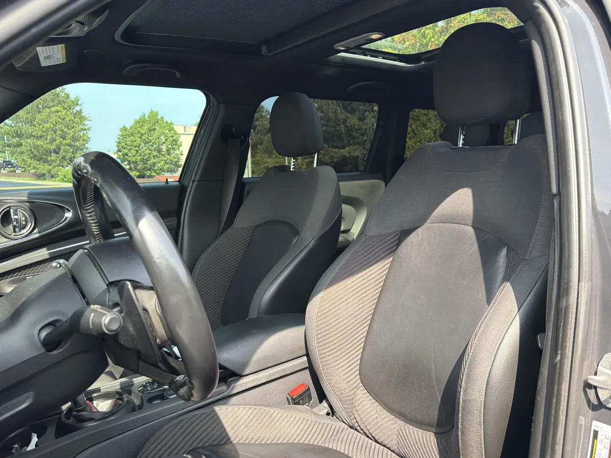 2018 MINI Clubman Cooper S thumbnail 6