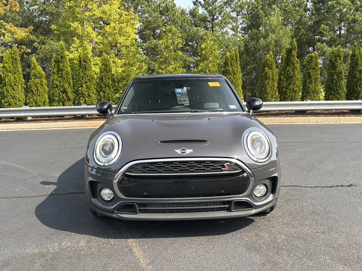 2018 MINI Clubman Cooper S thumbnail 9