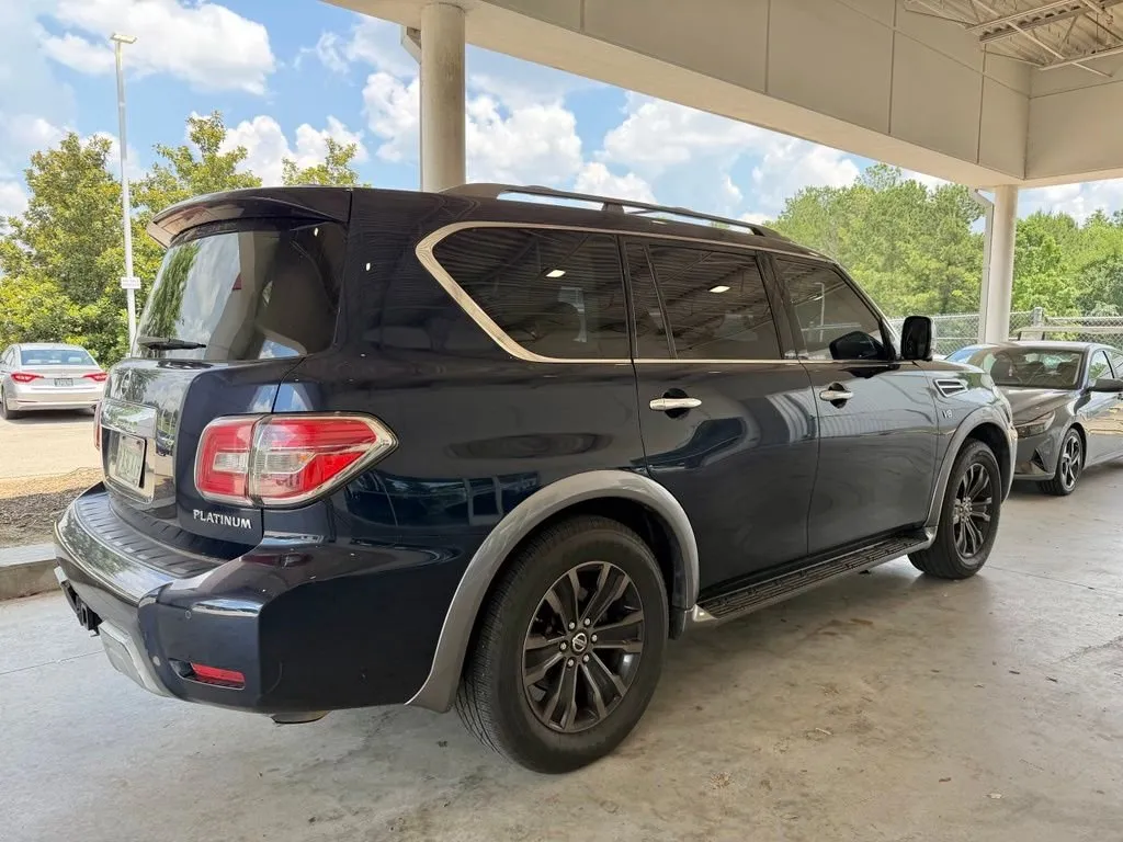 2018 Nissan Armada Platinum thumbnail 3