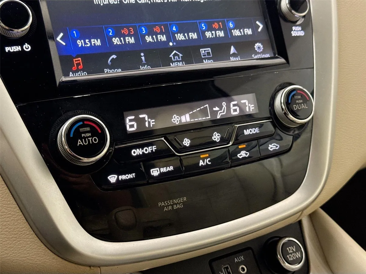 2018 Nissan Murano SL thumbnail 26