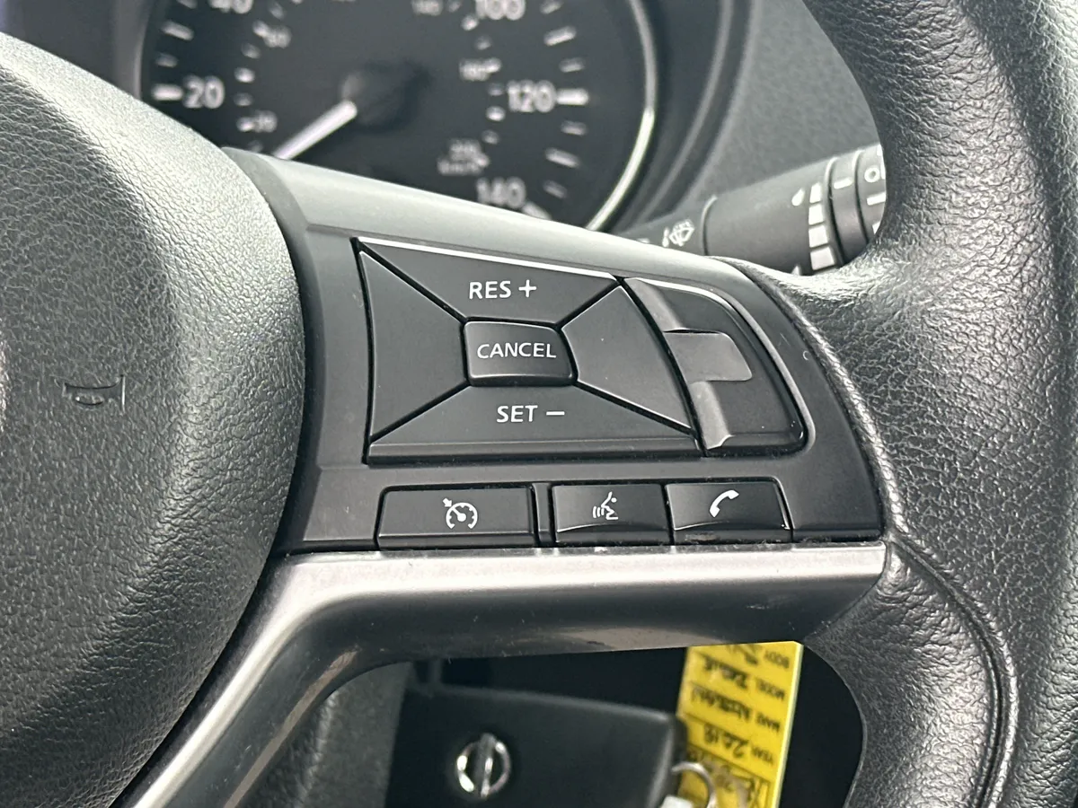 2018 Nissan Rogue S thumbnail 11