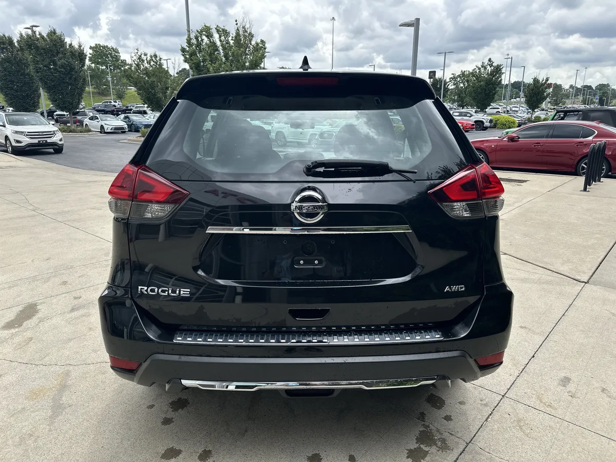 2018 Nissan Rogue S thumbnail 7