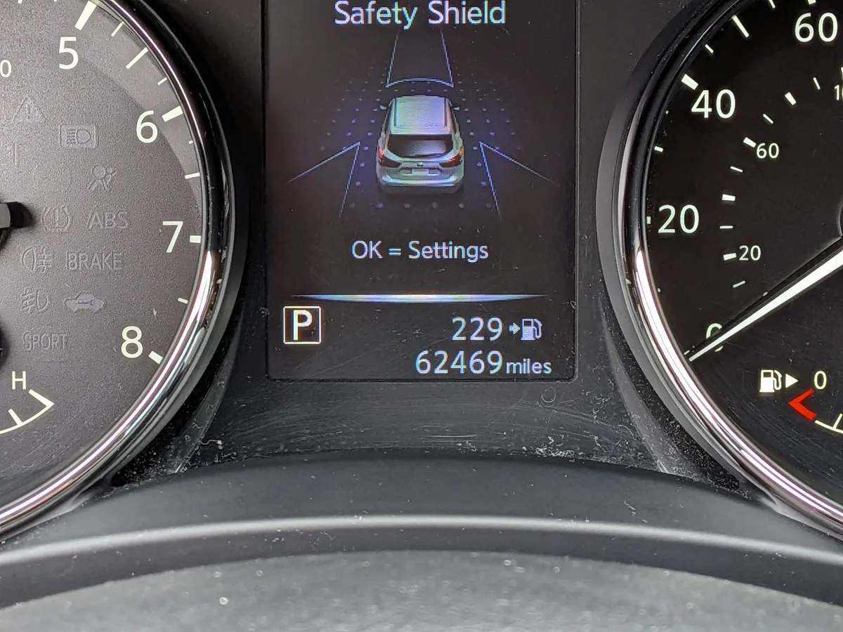2018 Nissan Rogue Sport SV thumbnail 17