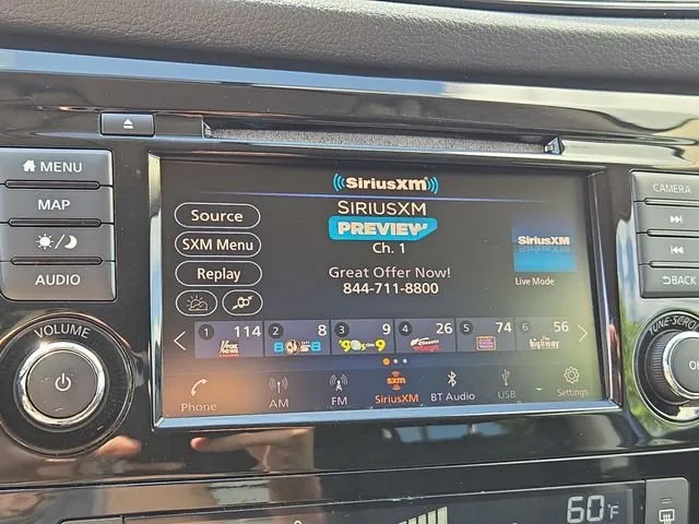 2018 Nissan Rogue SV thumbnail 31