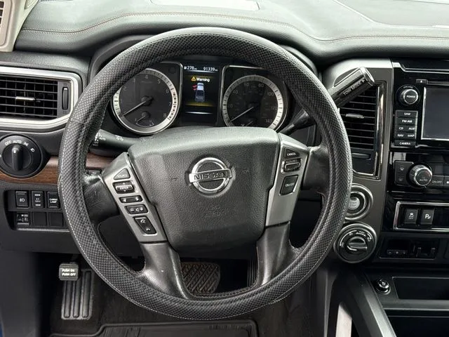 2018 Nissan Titan Platinum Reserve thumbnail 24