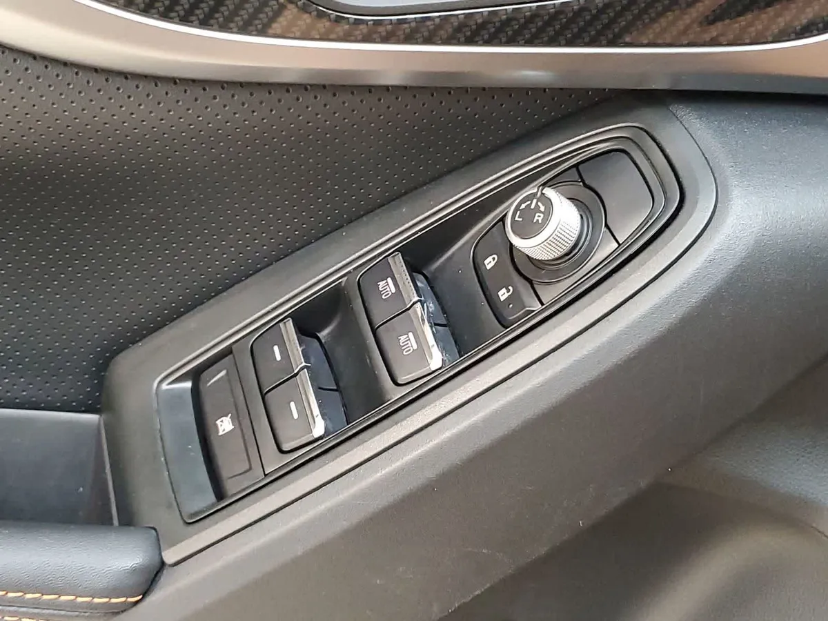 2018 Subaru Crosstrek 2.0i Limited thumbnail 18