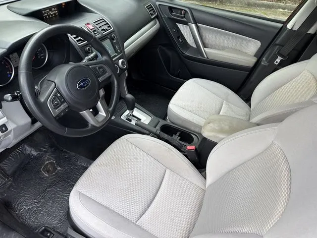 2018 Subaru Forester 2.5i thumbnail 11
