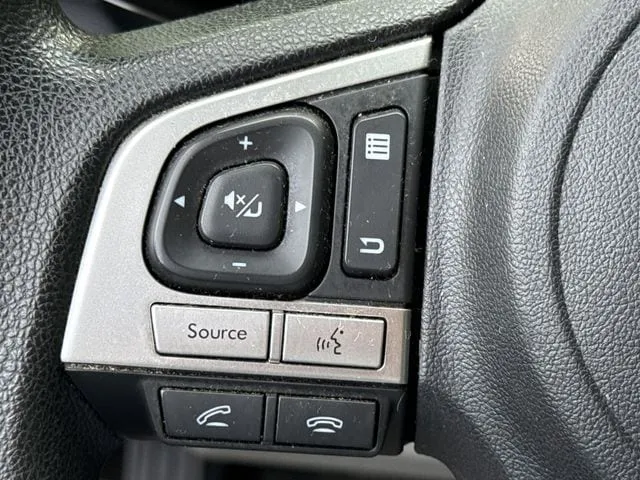 2018 Subaru Forester 2.5i thumbnail 21