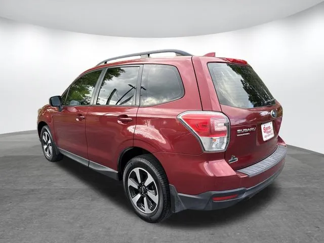 2018 Subaru Forester 2.5i thumbnail 7