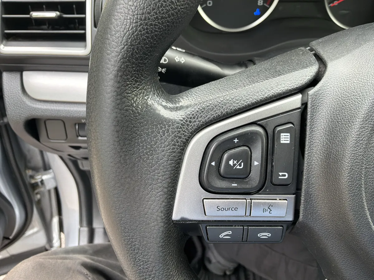 2018 Subaru Forester thumbnail 27