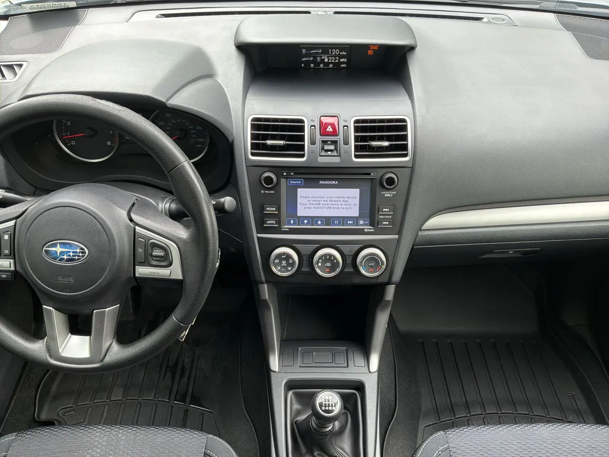 2018 Subaru Forester thumbnail 29