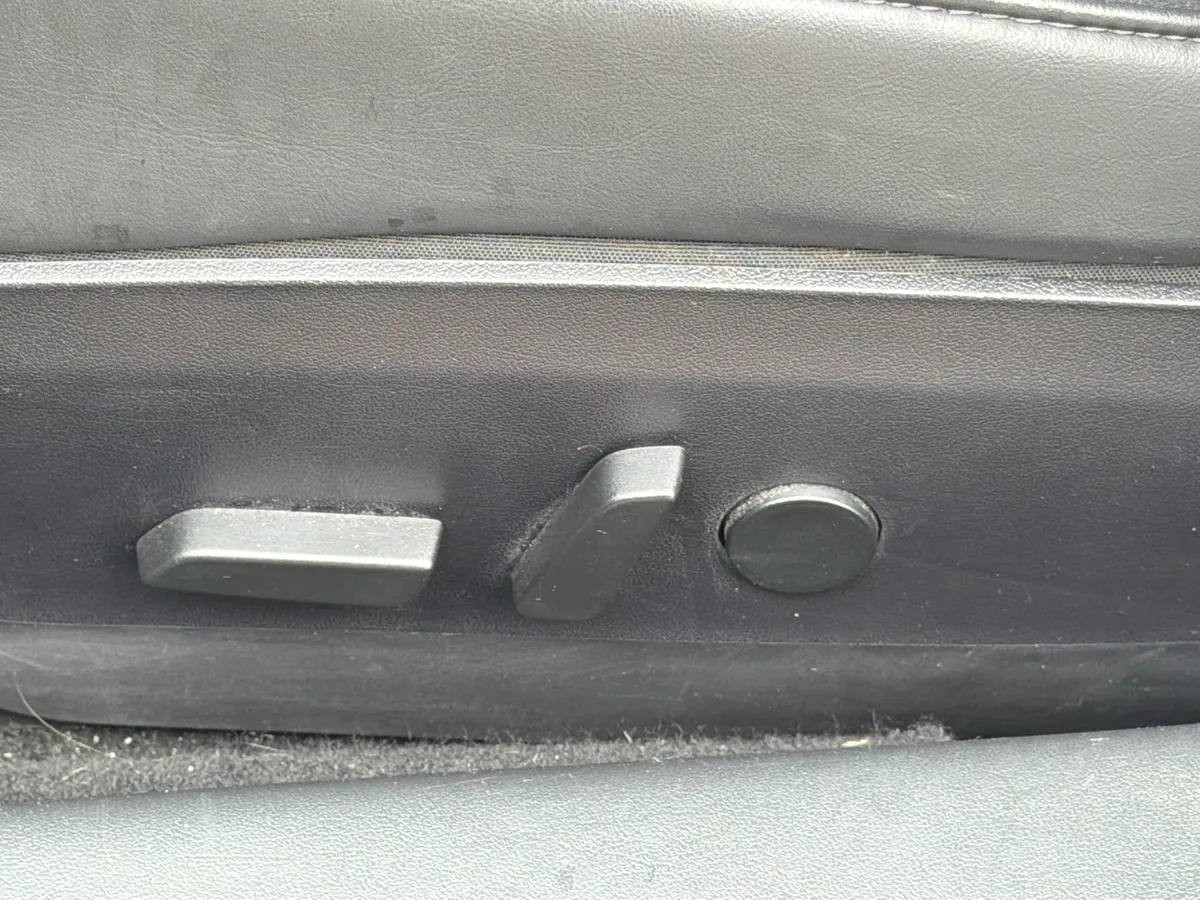 2018 Tesla Model 3 Mid Range thumbnail 13